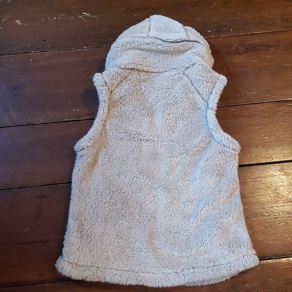 I5 Apparel Fuffy Fleece, zip up vest with hidden hood.  Oatmeal/Brown Size Small - Picture 5 of 5
